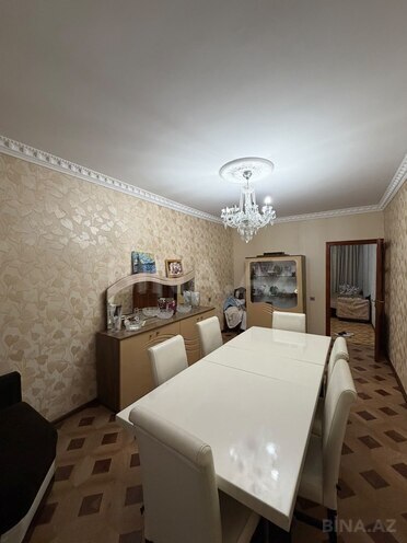 Satılır 5 otaqlı köhnə tikili 110 m², Həzi Aslanov m., photo 1 from 12