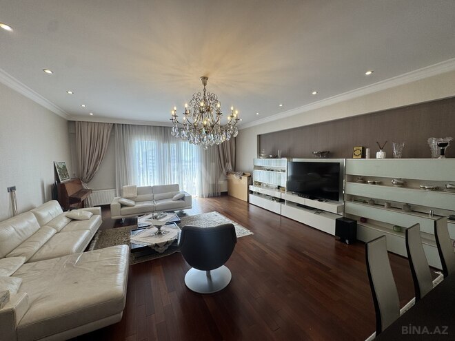 Продаётся 5-комн. новостройка 250 м², м. 28 мая, photo 1 from 19
