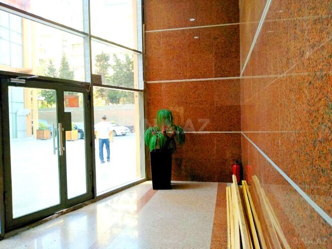 Продаётся 2-комн. новостройка 85 м², м. Элмляр Академиясы, photo 7 from 16