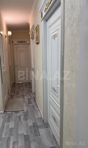 Продаётся 3-комн. вторичка 72 м², Бинагадинский р., photo 22 from 24