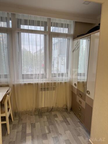 Продаётся 3-комн. вторичка 72 м², Бинагадинский р., photo 13 from 24