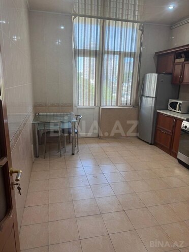 İcarəyə verilir 2 otaqlı yeni tikili 90 m², 28 May m., photo 10 from 13