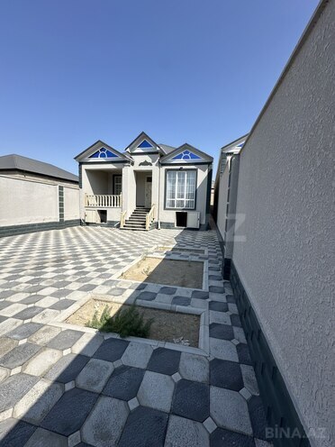 Satılır 4 otaqlı həyət evi/bağ evi 130 m², Zabrat q., photo 1 from 16