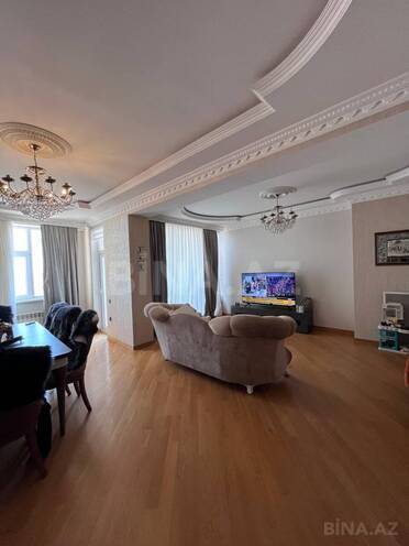 Продаётся 3-комн. новостройка 140 м², Хатаинский р., photo 3 from 19