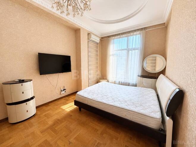 Satılır 3 otaqlı yeni tikili 165 m², 28 May m., photo 15 from 29