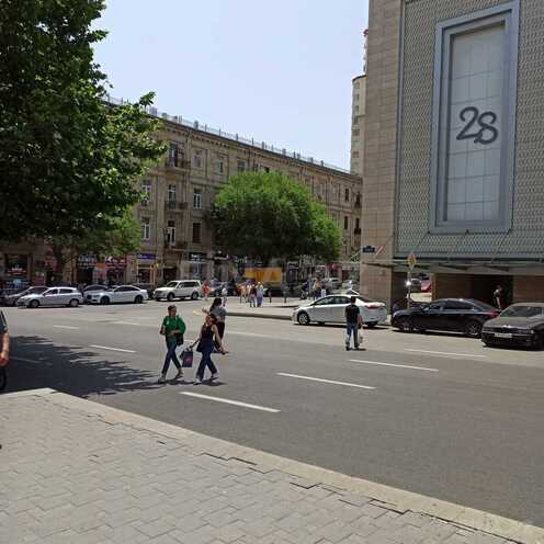 İcarəyə verilir 2 otaqlı köhnə tikili 60 m², 28 May m., photo 1 from 9