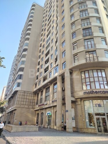 Продаётся 4-комн. новостройка 221 м², м. Элмляр Академиясы, photo 1 from 26