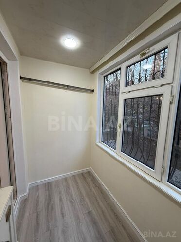Satılır 2 otaqlı köhnə tikili 55 m², İnşaatçılar m., photo 12 from 15