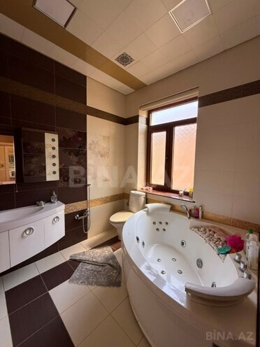 Satılır 8 otaqlı həyət evi/bağ evi 665 m², Bakıxanov q., photo 24 from 32