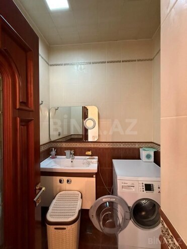 Satılır 8 otaqlı həyət evi/bağ evi 665 m², Bakıxanov q., photo 28 from 32