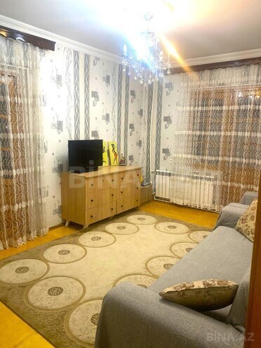 Satılır 2 otaqlı köhnə tikili 60 m², Əhmədli q., photo 3 from 14
