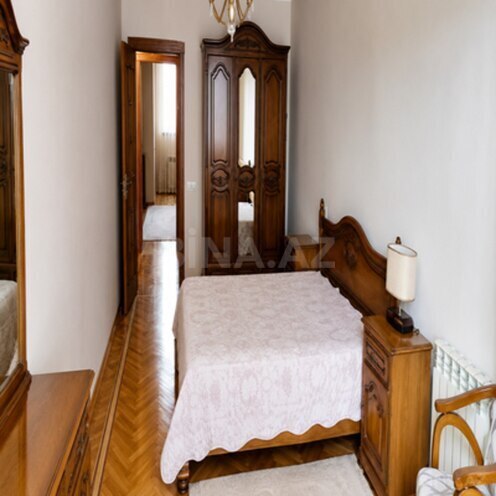 Сдаётся 2-комн. вторичка 70 м², Насиминский  р., photo 4 from 7