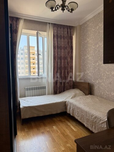 Продаётся 2-комн. новостройка 65 м², Абшеронcкий  р., photo 4 from 20