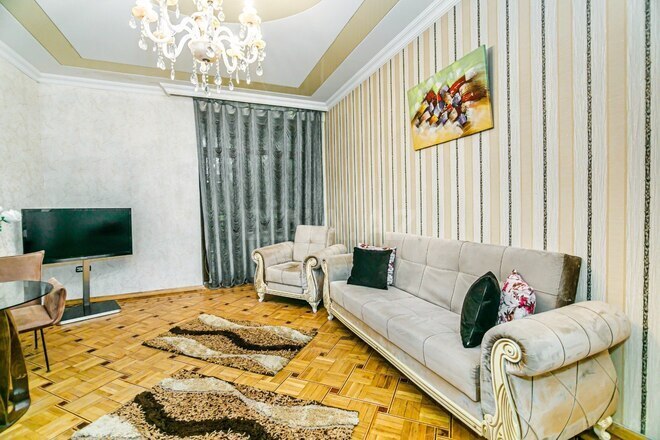 Сдаётся 4-комн. вторичка 170 м², м. Сахил, photo 4 from 32