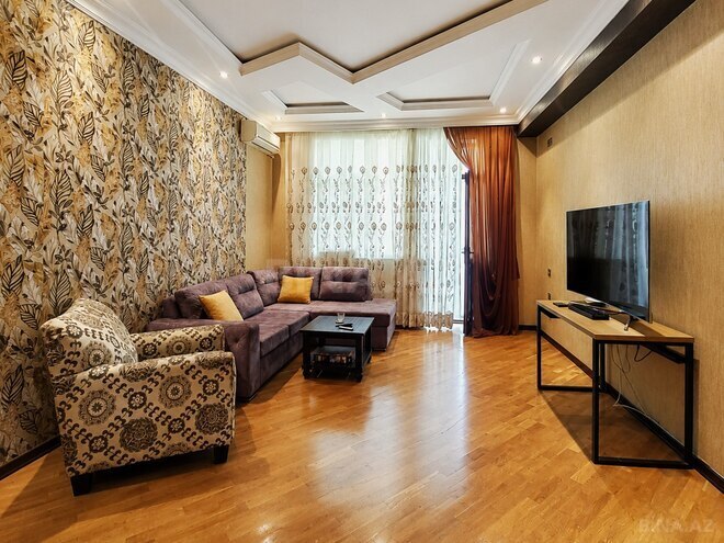 Продаётся 2-комн. новостройка 105 м², м. Элмляр Академиясы, photo 5 from 12
