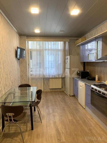 Сдаётся 3-комн. новостройка 150 м², м. Низами, photo 8 from 15