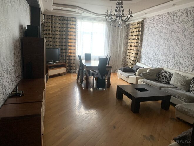 Сдаётся 2-комн. новостройка 14 м², м. Низами, photo 1 from 12