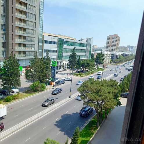 Satılır 3 otaqlı köhnə tikili 85 m², Elmlər Akademiyası m., photo 1 from 19