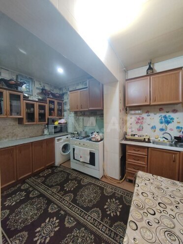 Satılır 5 otaqlı köhnə tikili 120 m², Massiv D q., photo 10 from 16