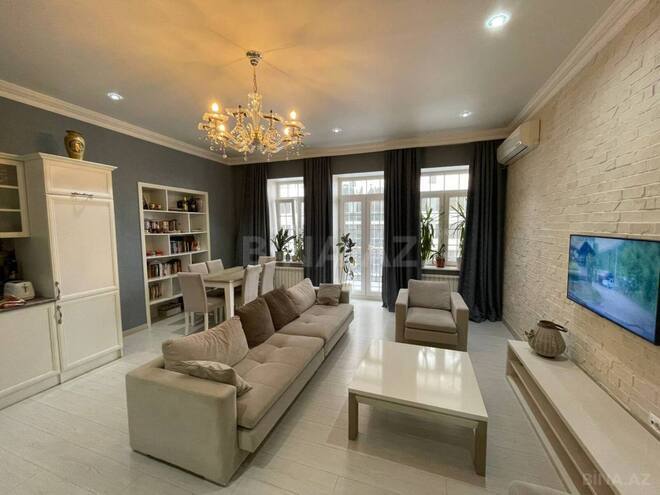 Продаётся 2-комн. вторичка 70 м², м. Ичеришехер, photo 5 from 18