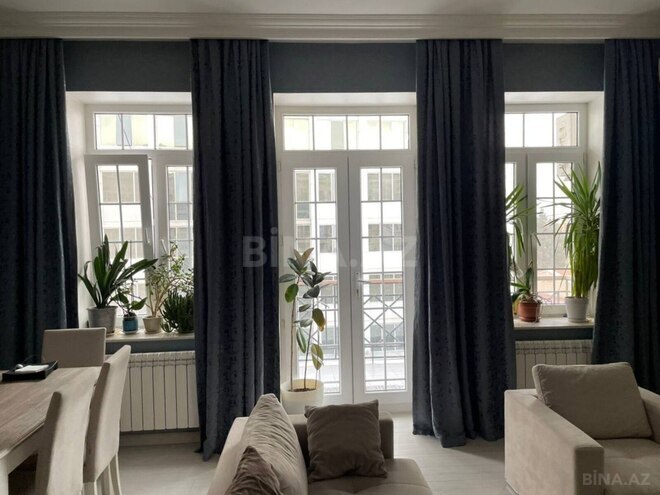 Продаётся 2-комн. вторичка 70 м², м. Ичеришехер, photo 4 from 18