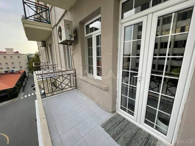 Продаётся 2-комн. вторичка 70 м², м. Ичеришехер, photo 12 from 18