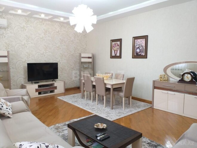 Satılır 4 otaqlı həyət evi/bağ evi 200 m², Binəqədi r., photo 3 from 15