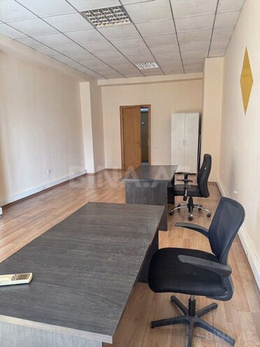 İcarəyə verilir 5 otaqlı ofis 240 m², Sahil m., photo 4 from 11