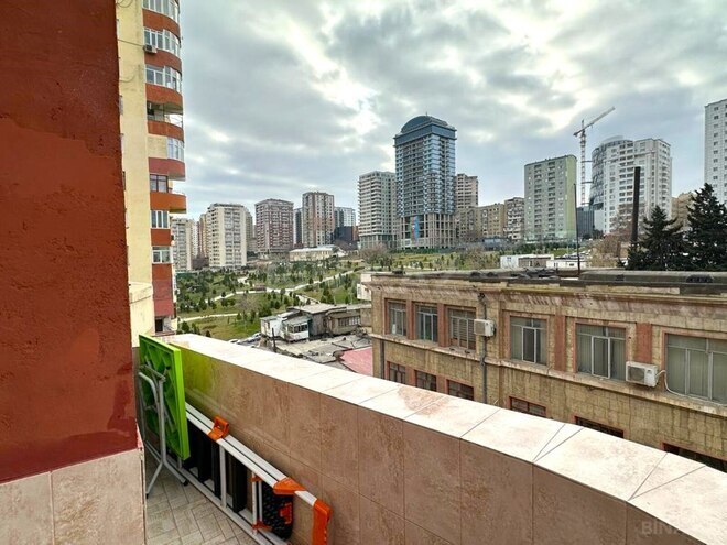 Продаётся 2-комн. новостройка 86 м², м. Элмляр Академиясы, photo 4 from 15