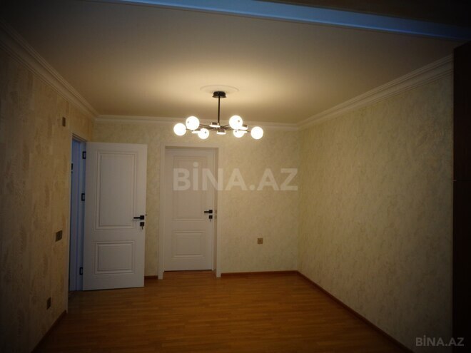 Продаётся 3-комн. вторичка 65 м², м. Элмляр Академиясы, photo 7 from 16