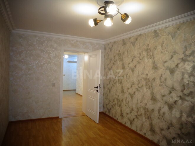 Продаётся 3-комн. вторичка 65 м², м. Элмляр Академиясы, photo 9 from 16