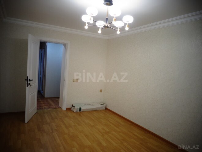 Продаётся 3-комн. вторичка 65 м², м. Элмляр Академиясы, photo 5 from 16