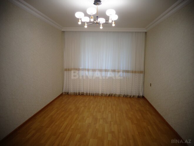 Продаётся 3-комн. вторичка 65 м², м. Элмляр Академиясы, photo 4 from 16