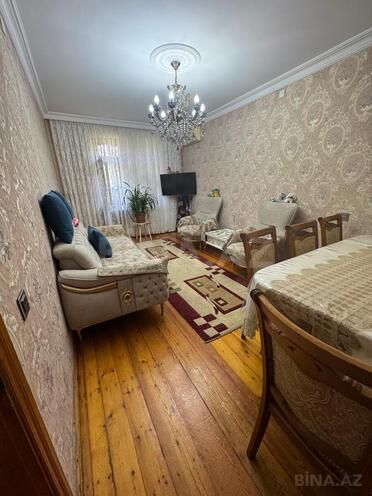 Satılır 2 otaqlı köhnə tikili 60 m², Əhmədli q., photo 1 from 14