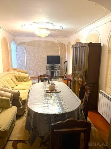 Satılır 2 otaqlı köhnə tikili 50 m², Xalqlar Dostluğu m., photo 3 from 13