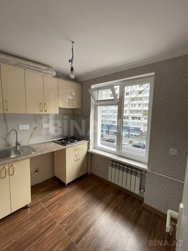 Satılır 3 otaqlı köhnə tikili 70 m², İnşaatçılar m., photo 12 from 14