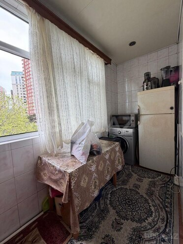 Satılır 2 otaqlı köhnə tikili 30 m², Memar Əcəmi m., photo 5 from 11