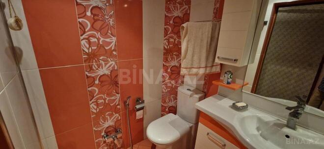 Satılır 3 otaqlı köhnə tikili 95 m², İnşaatçılar m., photo 6 from 9