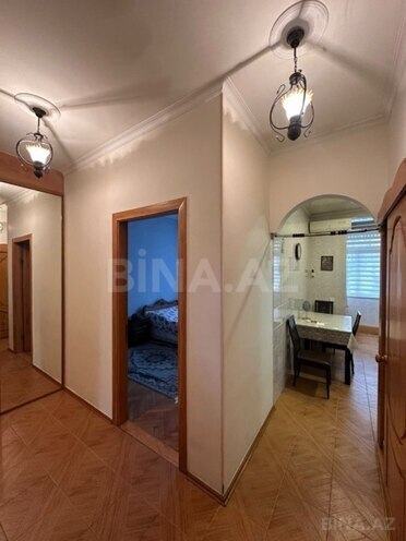 Satılır 3 otaqlı köhnə tikili 75 m², Nəsimi r., photo 9 from 11