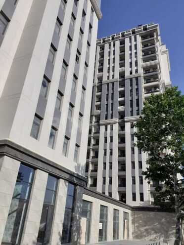 Продаётся 3-комн. новостройка 132 м², м. Нариман Нариманов, photo 1 from 11