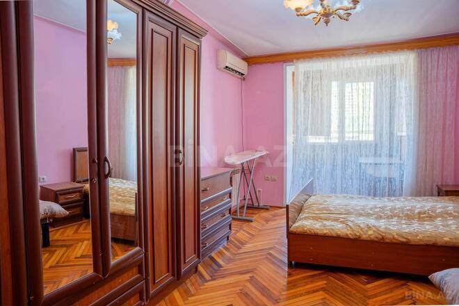 Satılır 3 otaqlı köhnə tikili 75 m², Elmlər Akademiyası m., photo 7 from 17