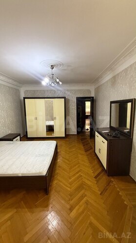 Сдаётся 3-комн. вторичка 57 м², м. Низами, photo 8 from 13