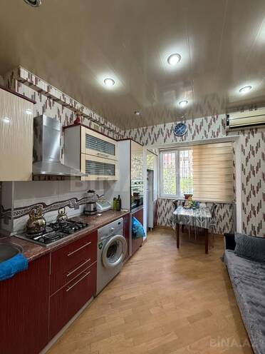 Продаётся 2-комн. вторичка 45 м², м. Иншаатчылар, photo 3 from 16
