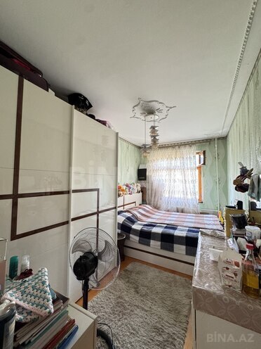 Satılır 4 otaqlı köhnə tikili 73 m², Xalqlar Dostluğu m., photo 10 from 17