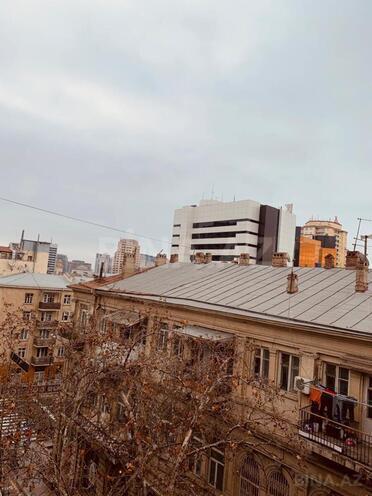 Satılır 3 otaqlı köhnə tikili 80 m², 28 May m., photo 10 from 11