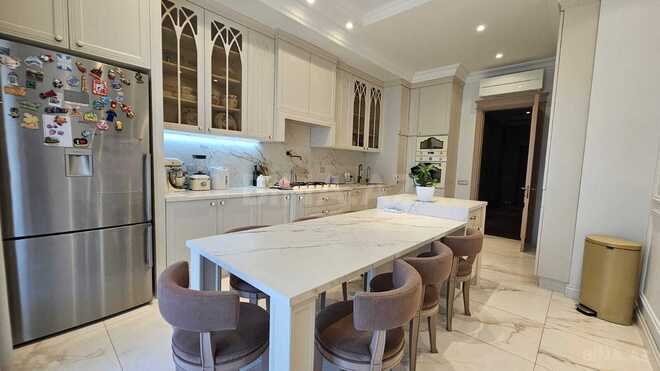 Satılır 7 otaqlı yeni tikili 285 m², 28 May m., photo 8 from 32