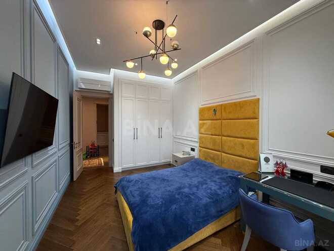 Satılır 7 otaqlı yeni tikili 285 m², 28 May m., photo 23 from 32