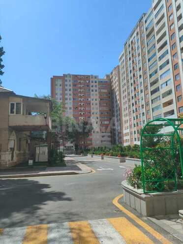Satılır 2 otaqlı yeni tikili 75 m², Qara Qarayev m., photo 1 from 8