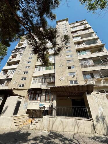 Satılır 3 otaqlı köhnə tikili 80 m², Qara Qarayev m., photo 14 from 17