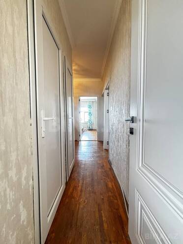 Satılır 3 otaqlı köhnə tikili 80 m², Qara Qarayev m., photo 6 from 17